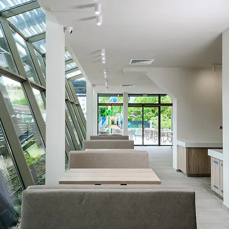 Хотел Laguna Park Sunrise