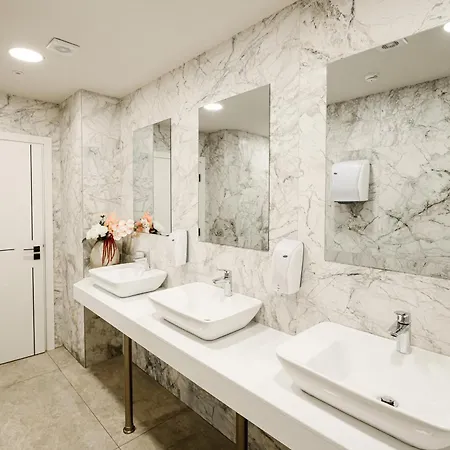 Laguna Park Sunrise Хотел