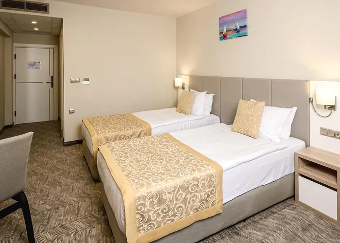 Laguna Park Sunrise 4* Napospart