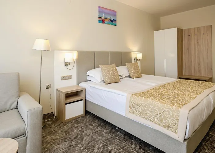 Laguna Park Sunrise Szálloda Napospart