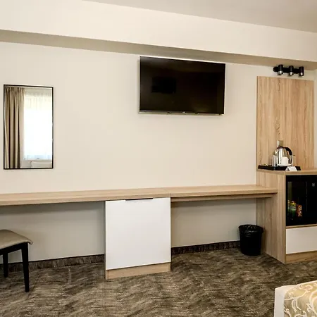 فندق Laguna Park Sunrise 4*