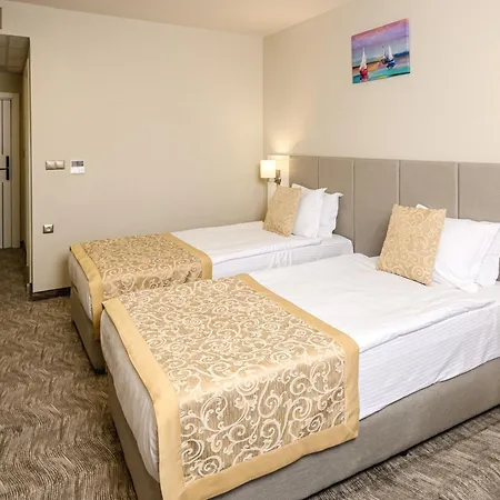 Laguna Park Sunrise 4* ساني بيتش